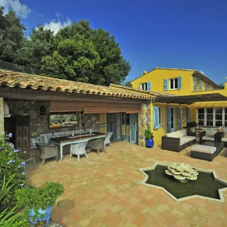 Astounding Muriel In Saint Tropez * Grimaud
