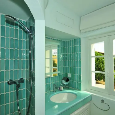 Astounding Muriel In Saint Tropez Villa Grimaud
